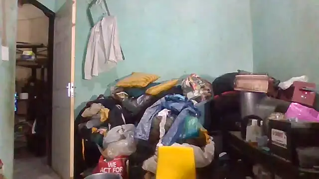 Nicky52 online show from September 24, 2025, 4:32 pm