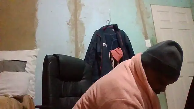 Snapshot of Nicky52 chatting on May 6, 2026, 6:35 pm Nicky52 online show from May 6, 2026, 6:35 pm