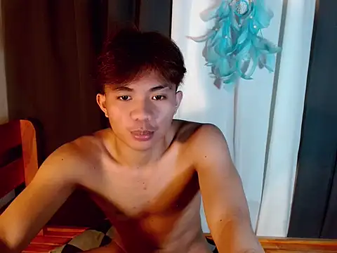 mostwantedtwink online show from October 25, 2025, 4:02 pm