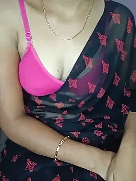Snapshot of Nidhi_lovely chatting on May 25, 2026, 2:39 am Nidhi lovely online show from May 25, 2026, 2:39 am