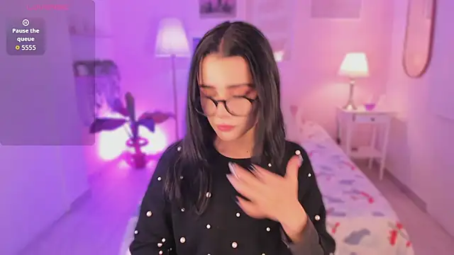 emma soul1 online show from September 29, 2025, 7:51 pm