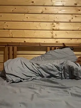 Anais Mariaa online show from February 9, 2026, 7:23 am