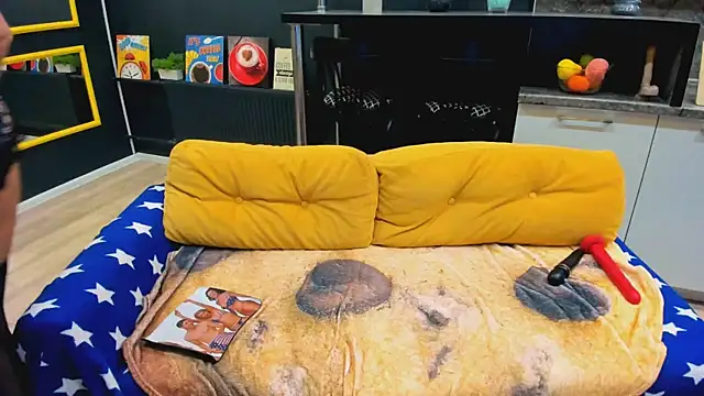 FlirtyMary online show from September 12, 2025, 9:59 pm