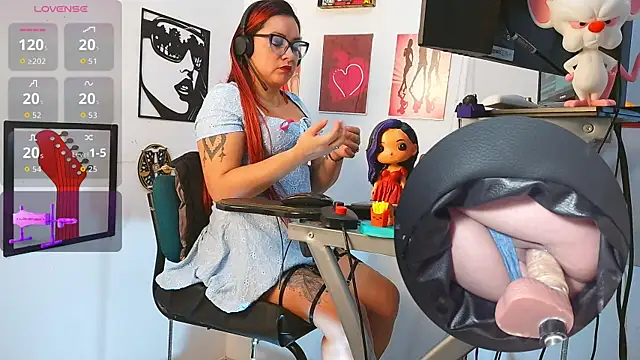 leidydi223 online show from April 14, 2026, 2:45 pm