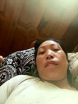 Lai005 online show from October 29, 2025, 2:25 am