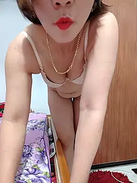 Rosalind xxx online show from April 22, 2026, 10:44 pm