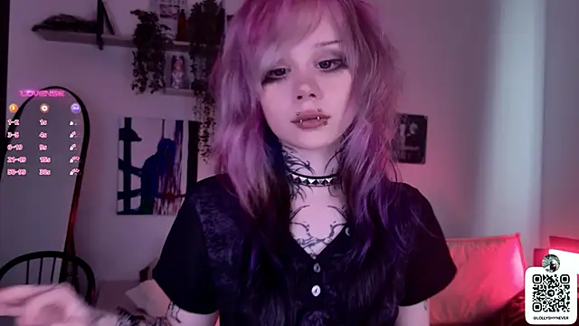 Lollyshy online show from October 8, 2025, 11:19 am