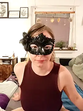 Squirtingcouple9094 online show from October 16, 2025, 6:42 pm