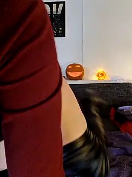 Squirtingcouple9094 online show from October 31, 2025, 8:04 am