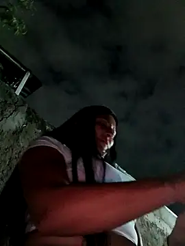 maturexxxnaughty online show from December 4, 2025, 11:35 pm