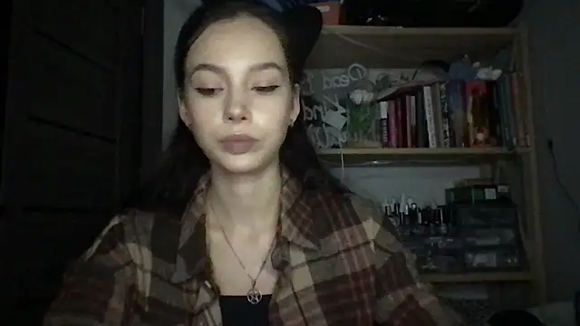 Yuna5343 online show from September 13, 2025, 9:14 pm