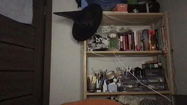 Yuna5343 online show from September 30, 2025, 10:15 pm