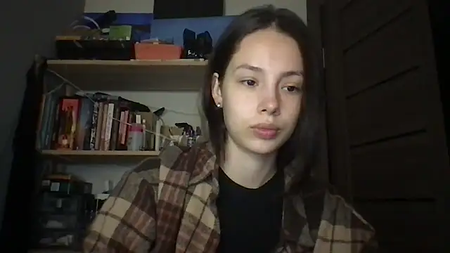 Yuna5343 online show from November 12, 2025, 9:25 pm