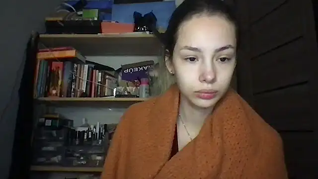 Yuna5343 online show from November 21, 2025, 9:02 pm