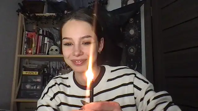 Yuna5343 online show from February 9, 2026, 8:24 pm