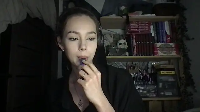 Yuna5343 online show from April 21, 2026, 1:42 am