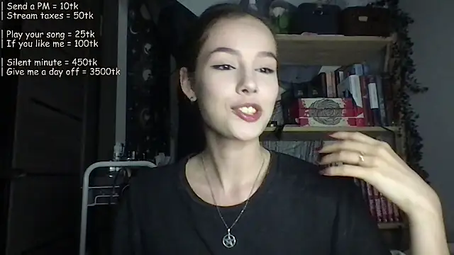 Yuna5343 online show from May 20, 2026, 8:26 pm