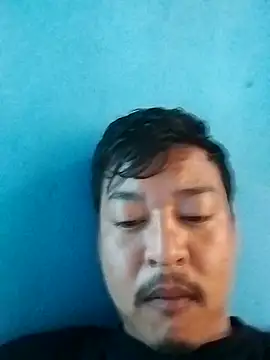 lilldickyyy online show from May 13, 2026, 7:39 am
