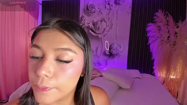 ShaniaDaniels online show from April 11, 2026, 9:08 pm