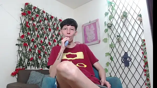 LiamBrown09 online show from April 22, 2026, 8:21 pm