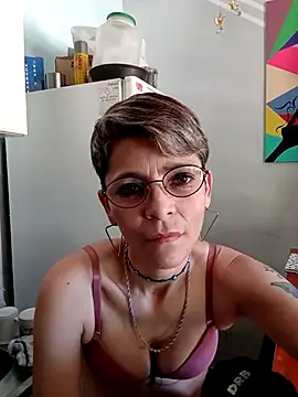 Lulypsicologasexual online show from October 19, 2025, 4:40 pm