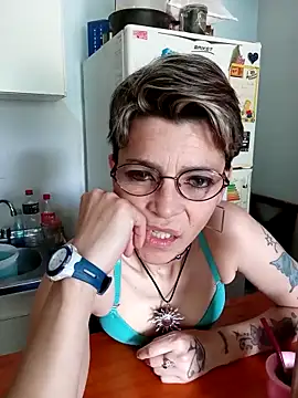 Lulypsicologasexual online show from November 9, 2025, 5:22 pm