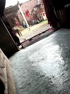 heena3355 online show from September 27, 2025, 2:49 am