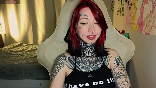 bunnykellyyy online show from May 21, 2026, 7:04 am