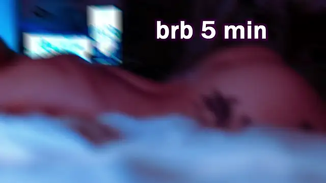 bunnykellyyy online show from July 8, 2026, 6:18 am