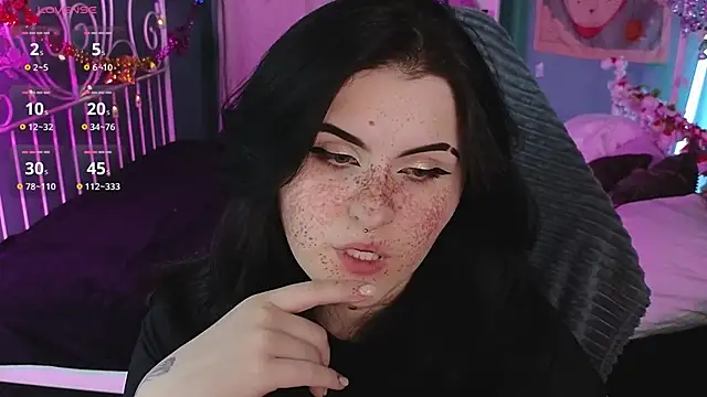 Snapshot of Dark_Shine chatting on December 22, 2025, 8:50 pm Dark Shine online show from December 22, 2025, 8:50 pm