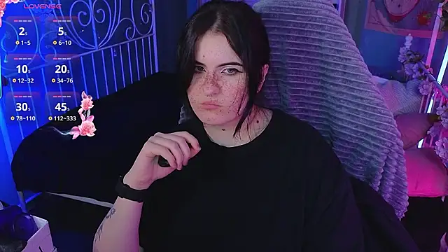 Snapshot of Dark_Shine chatting on January 16, 2026, 8:35 pm Dark Shine online show from January 16, 2026, 8:35 pm