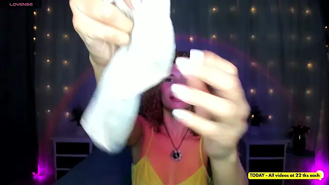 Evolet Bee online show from April 18, 2026, 12:31 pm