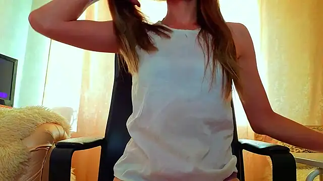 Snapshot of Bom_Mia_Bom chatting on June 3, 2026, 11:54 pm Bom Mia Bom online show from June 3, 2026, 11:54 pm
