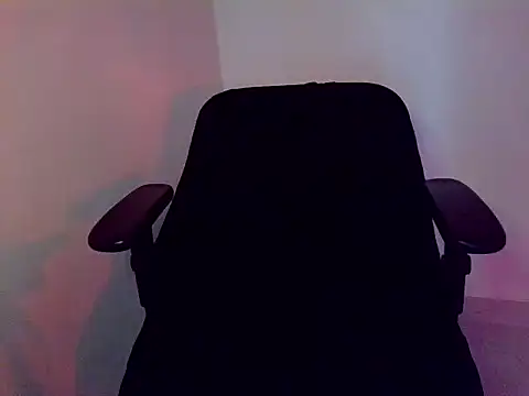 redruby xoxo online show from March 13, 2026, 7:26 am