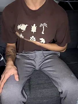 Snapshot of haramnarab chatting on December 4, 2025, 2:26 pm haramnarab online show from December 4, 2025, 2:26 pm