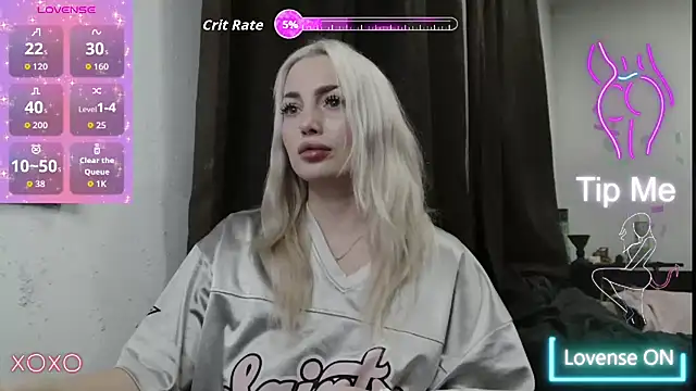 SpaceMarsi online show from November 18, 2025, 10:14 pm