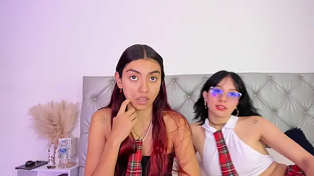 Naughty Couple83 online show from September 29, 2025, 2:55 pm