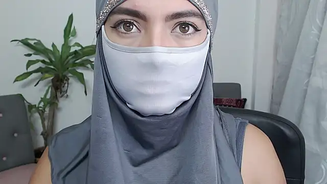 jade nassar online show from November 20, 2025, 4:40 pm