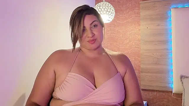 AgnesIvanova online show from April 18, 2026, 7:58 pm