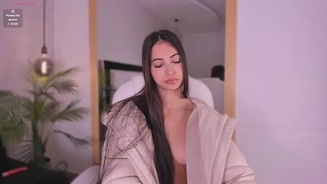 Kendall  blake online show from October 20, 2025, 12:16 pm