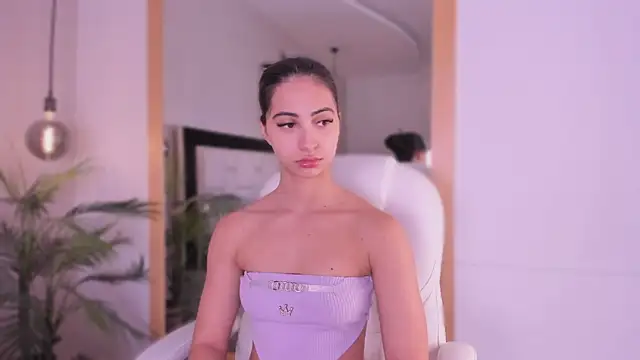 Kendall  blake online show from November 11, 2025, 12:05 pm