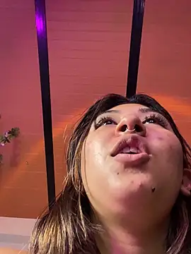 Snapshot of emilysofiia chatting on September 27, 2025, 8:36 pm emilysofiia online show from September 27, 2025, 8:36 pm