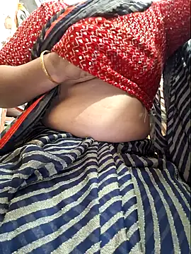 indianhotwife639 online show from February 1, 2026, 5:17 am