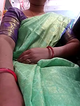 indianhotwife639 online show from March 27, 2026, 4:40 am