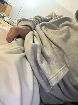 Bbrn69official online show from December 23, 2025, 4:21 am