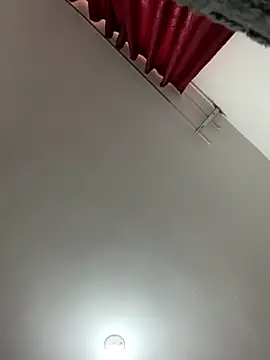 Alyha Cortes online show from October 21, 2025, 12:17 pm