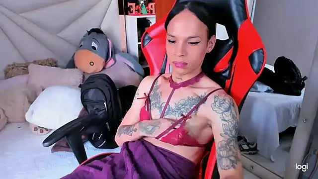 sara slut21 online show from December 9, 2024, 6:46 pm