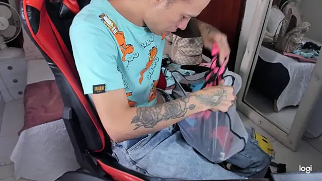 sara slut21 online show from January 26, 2025, 8:02 pm