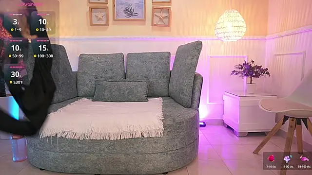 LoonaNyx online show from November 17, 2025, 11:38 am