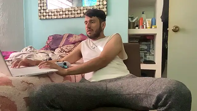 Alexitho25 online show from December 20, 2025, 9:11 pm